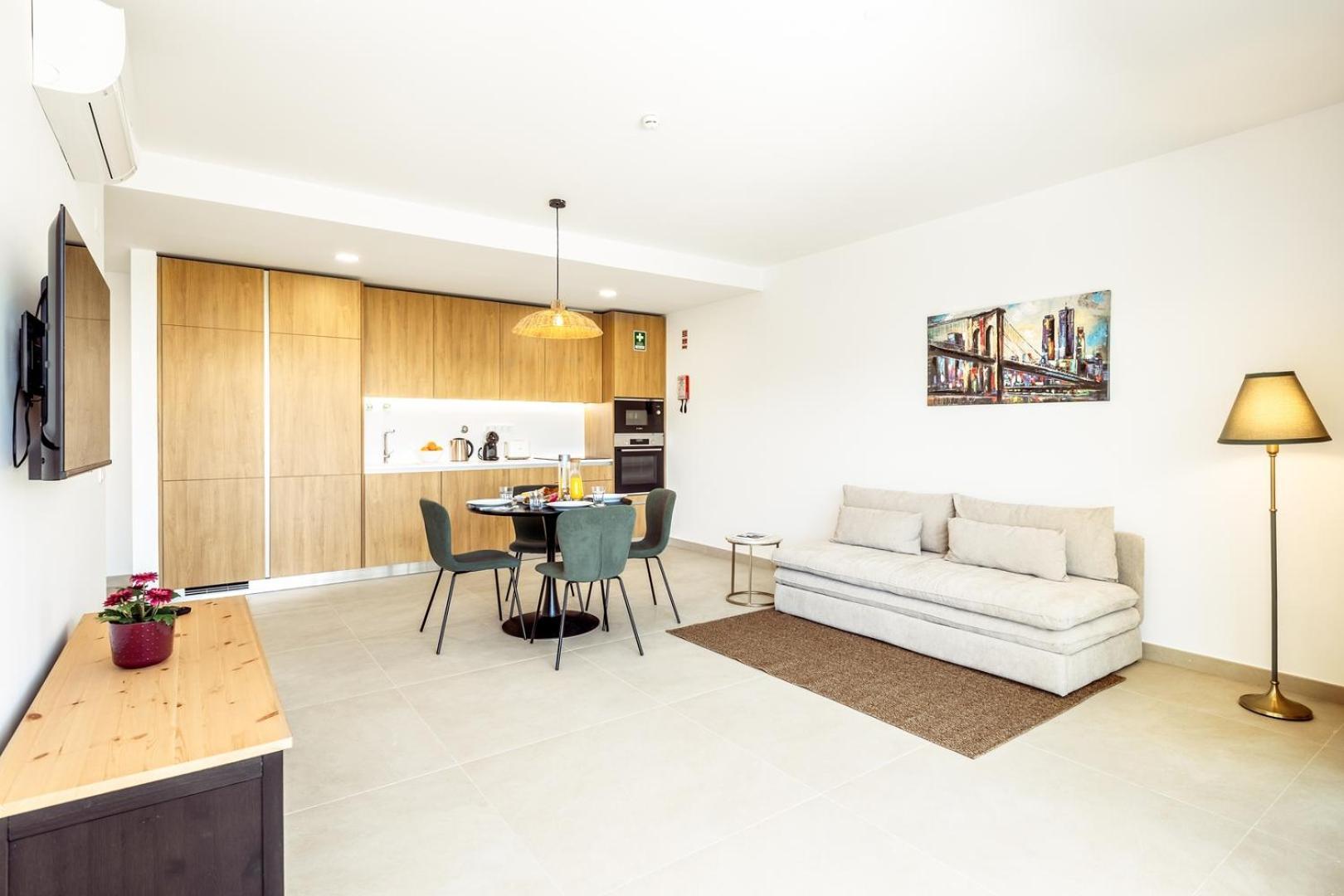 Modern 1-bed With Terrace - * Albufeira
